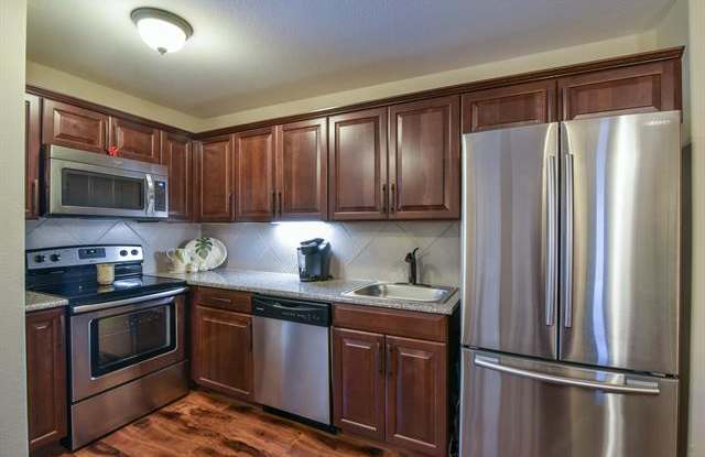 4203 Aspen Grove Court Gallery 4