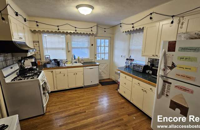 52 Greylock Rd photos photos