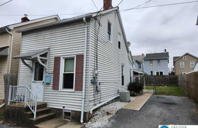 1001 Crane Street photos photos