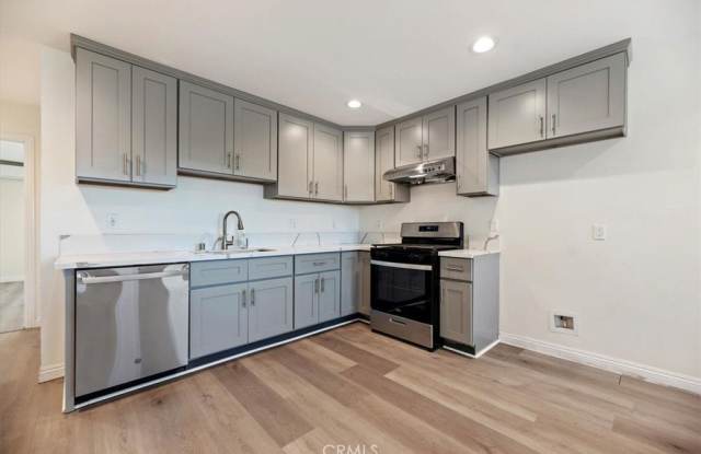 15518 Ironwood Drive #2 photos photos