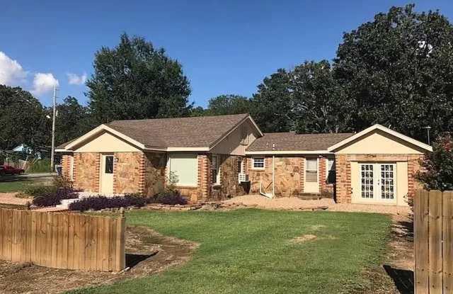 Freshly Updated 3 Bedroom Home photos photos