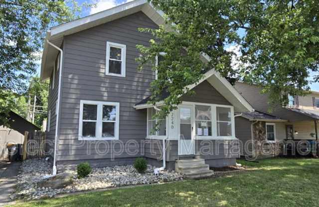 2240 Nuttman Avenue photos photos