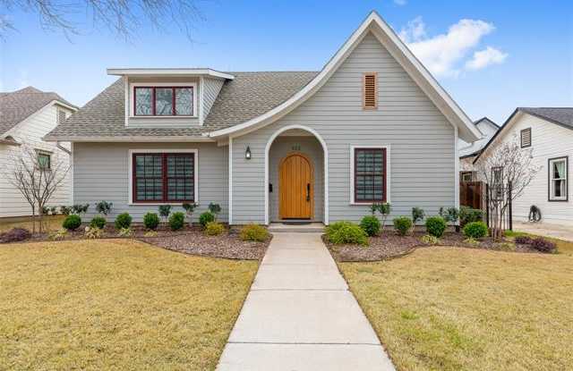 622 E Wall Street - 622 E Wall St, Grapevine, TX 76051