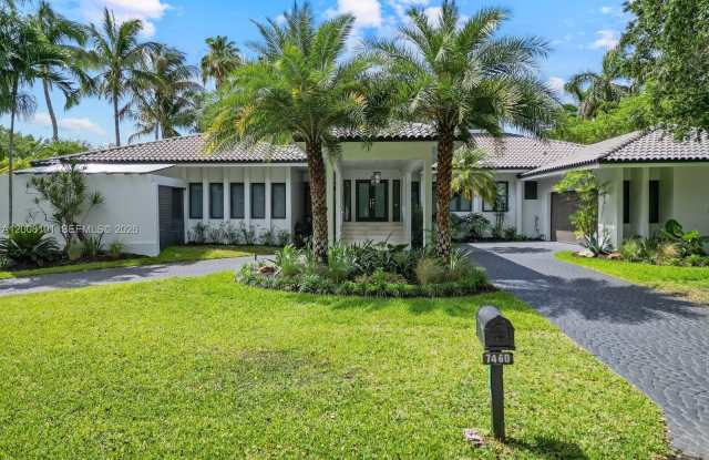7460 SW 179th St photos photos