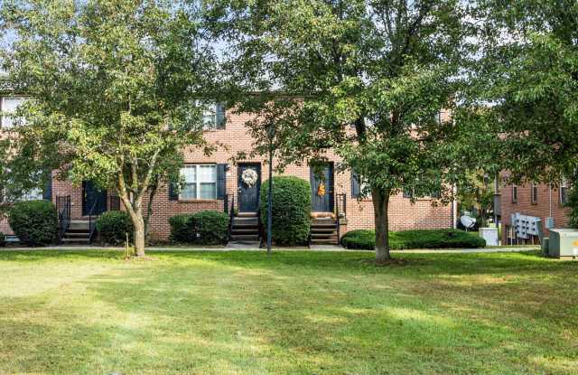 Eagle Creek Townhomes photos photos
