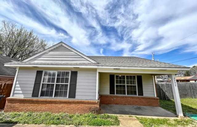 2777 Caffey Street photos photos