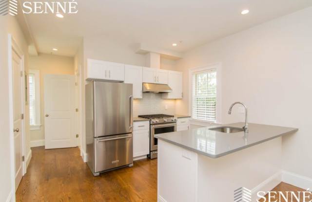 124 Columbia St. - 124 Columbia Street, Cambridge, MA 02139