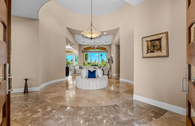 49568 Via Conquistador Gallery 3