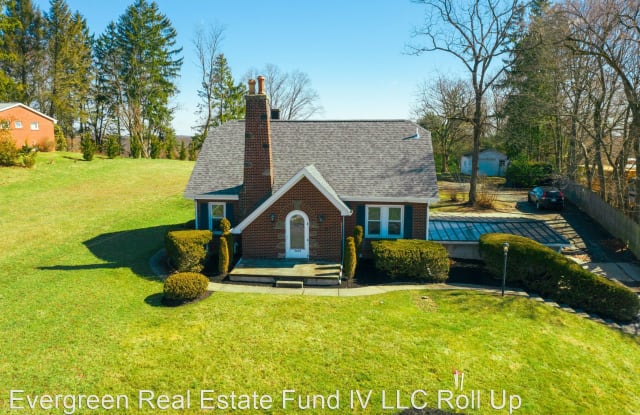 2699 Conway Wallrose Rd - 2699 Conway Wallrose Road, Economy, PA 15042