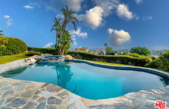 7526 Wiscasset Drive photos photos