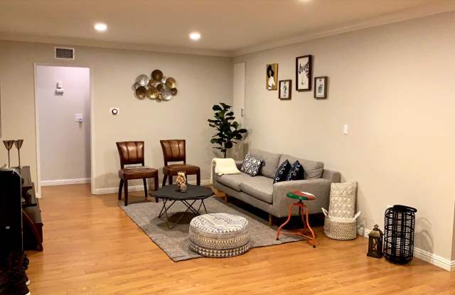 9738 Laramie Avenue Gallery 2