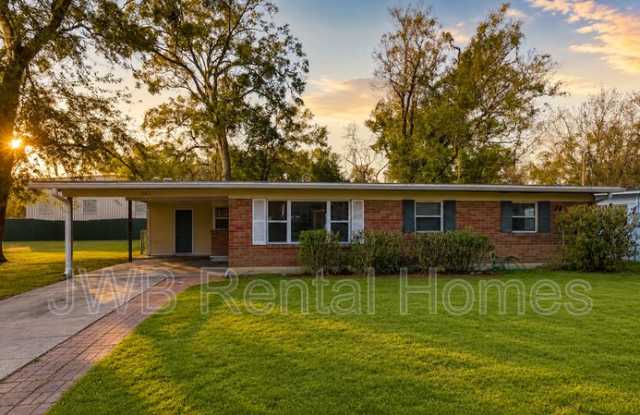 662 Melba St photos photos