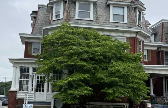 49 W. Commerce Street, Chambersburg, PA 17201 photos photos