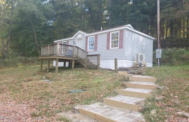 402 Grubb Road - 402 Grubb Road, Butler County, PA 16020