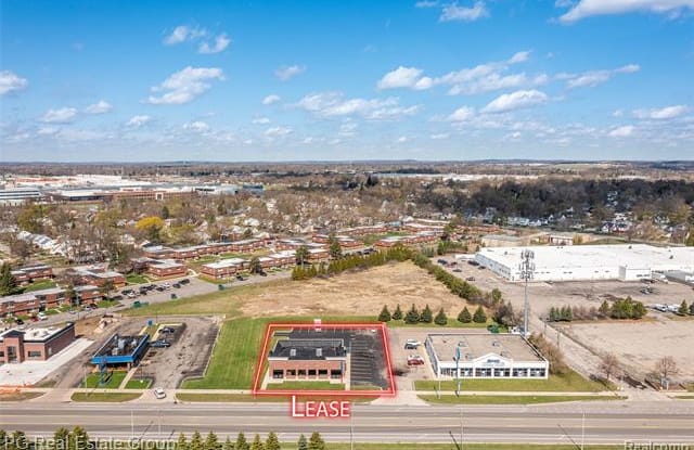1065 N PERRY Street - 1065 North Perry Street, Pontiac, MI 48340