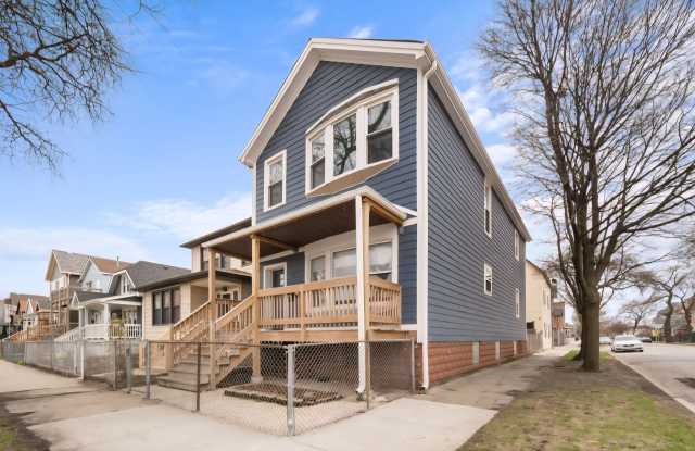 659 West 43rd Place - 659 West 43rd Place, Chicago, IL 60609 659 West 43rd Place - 659 West 43rd Place, Chicago, IL 60609