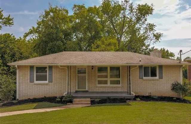 2309 Selma Ave - 2309 Selma Avenue, Nashville, TN 37214