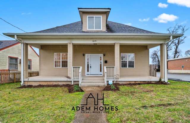 Spacious & Recently Renovated 4 Bedroom Home Available Now!! photos photos