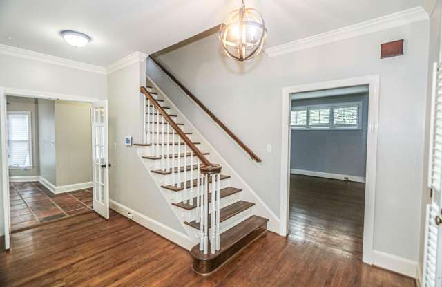 4265 Deerwood Lane Gallery 4