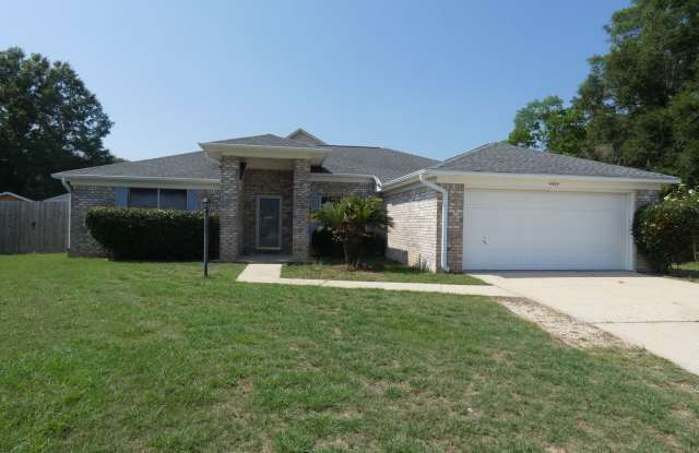 Great Pool Home in Pace! - 4404 Summerfield Court, Pace, FL 32571