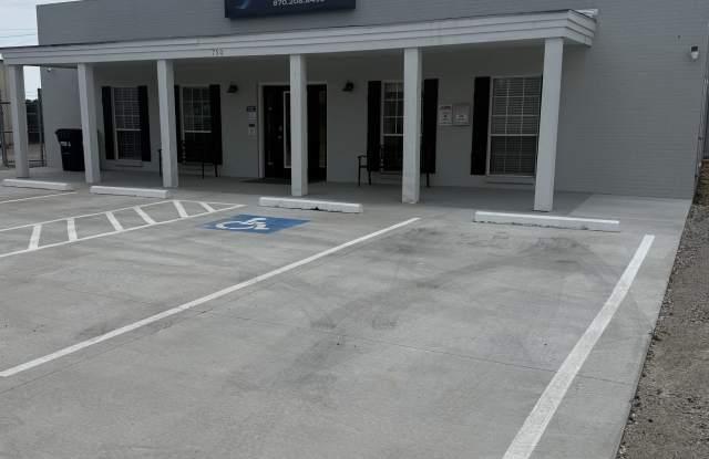 750 Medel Marconi Road Gallery 3