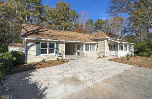 608 Mcpherson Street photos photos