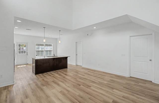 881 Grayson Avenue Gallery 2