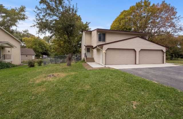 15392 Trillium Cir Gallery 1