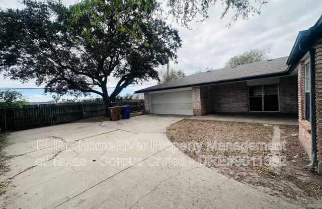 6210 Wimbledon Street Gallery 2