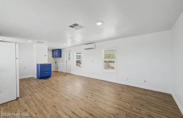 6525 N Brushtail Lane Gallery 2