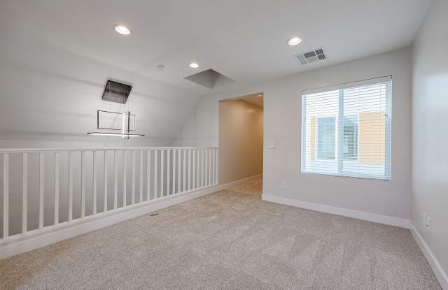1122 East Roosevelt Street - F2Unit F2 Gallery 4