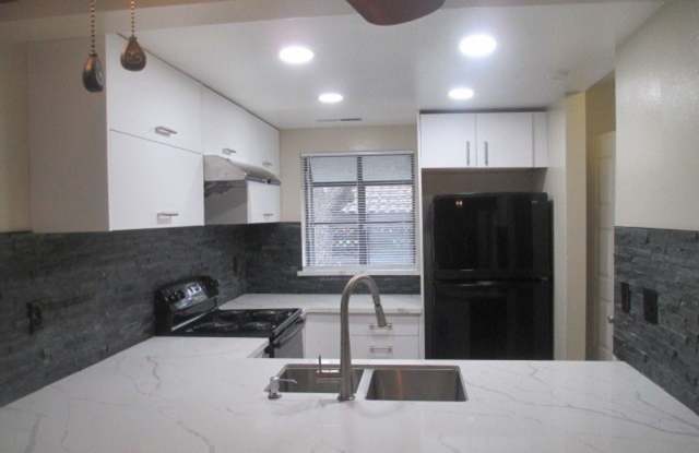 6303 Joaquin Murieta Avenue #C Gallery 2