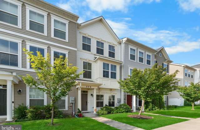336 WHITE OAK WAY - 336 White Oak Way, Glen Burnie, MD 21061