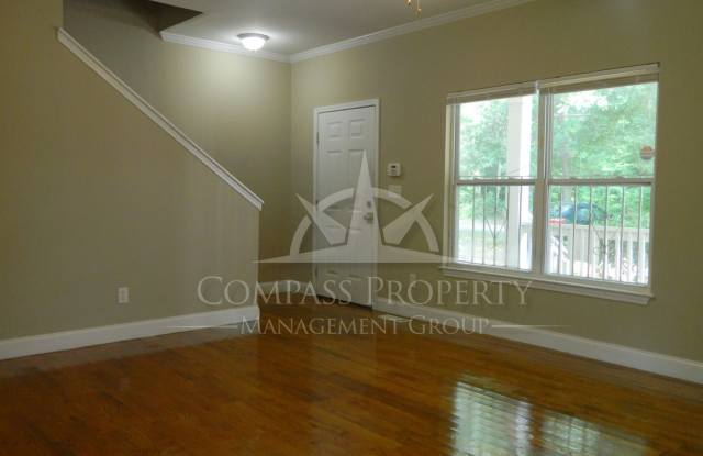 1047 Ada Ave NW Gallery 2
