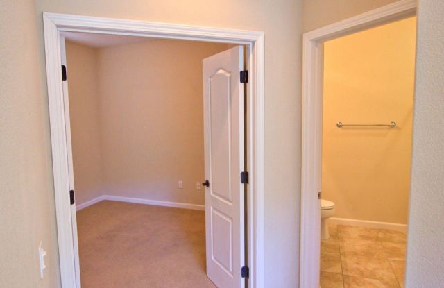 1392 Diggings Ct. Gallery 3