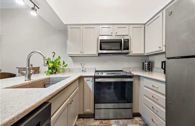2855 Peachtree Road NE - 2855 Peachtree Road, Atlanta, GA 30305