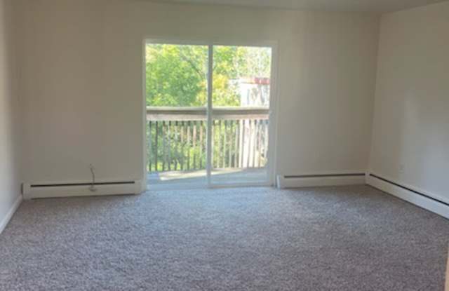 4047 Reading Rd photos photos