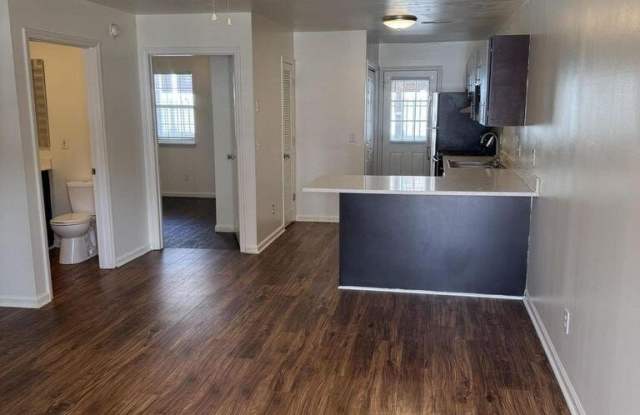 4008 Whitebridge Drive unit: 12 photos photos