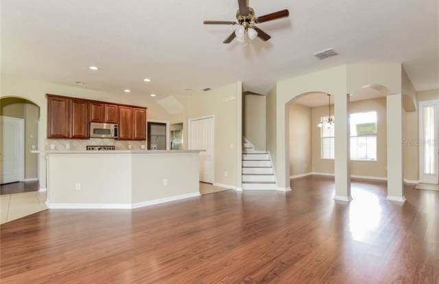 7814 RIVERWOOD OAKS DRIVE Gallery 4