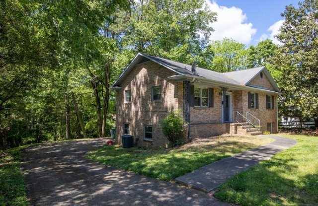 6614 Old Providence Road - 6614 Old Providence Rd, Charlotte, NC 28226