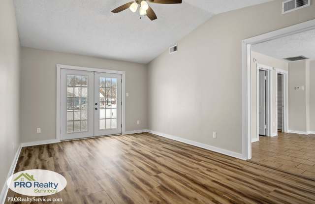 2 Bedroom Home in Coon Rapids photos photos