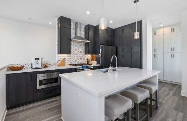 Beautiful upgraded 3 bedroom townhome with 2 car garage! photos photos