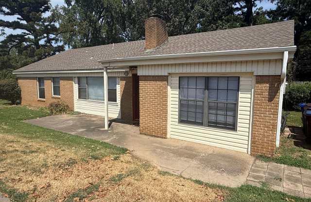 Large 4 bedroom 2 bath home photos photos