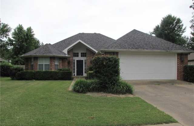 3500 Mockingbird  LN - 3500 Mockingbird Lane, Rogers, AR 72756