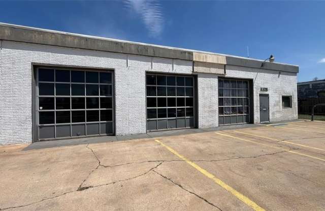 4408 S Robinson Avenue photos photos