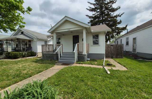 Cozy 2 Bedroom Ranch - 2448 Nill Avenue, Dayton, OH 45420