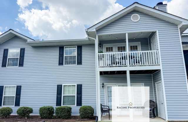 Perfectly Located Condo in Gated Community in Greer, SC! Gallery 1