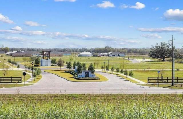 Luxury New Construction | 4 Bed / 3 Bath | River Road Corridor Near LSU photos photos