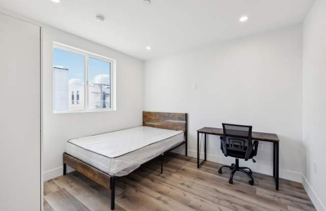 MH 416 N La Fayette Park Pl Gallery 4