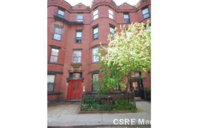 Nicely Renovated 3 bed in the heart of Fenway. Gallery 4